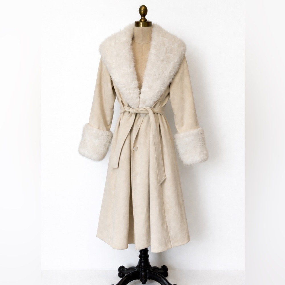 *SOLD* PrettyLittleThing Cream Faux Suede & Faux Fur Trim Coat NWOT